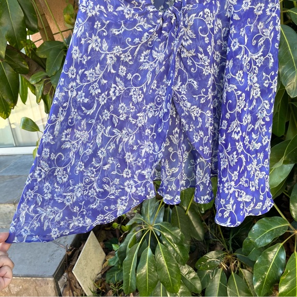 Y2K Victoria’s Secret floral sheer sheer slip! - Picture 4 of 7